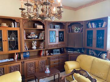 Mobile in legno massiccio per soggiorno/salone