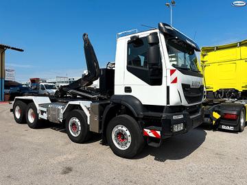 IVECO TRAKKER 450 scarrabile, 8x4 assi stradale