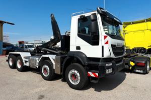 IVECO TRAKKER 450 scarrabile, 8x4 assi stradale