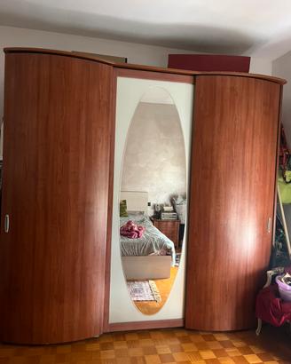 Armadio, como’ e comodini legno