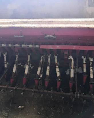 Seminatrice marca Carraro- 2 m