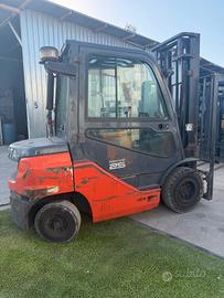 Carrello elevatore diesel 2500kg Toyota cabinato
