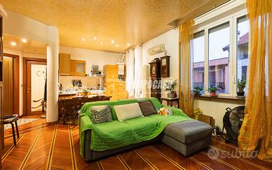 trilocale con doppi servizi senza spese