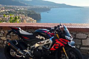 Aprilia Tuono V4 1100 Factory 2024
