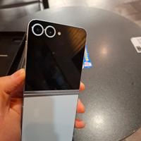 Samsung flip6 come nuovo