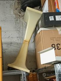 gabbia e piedistallo 