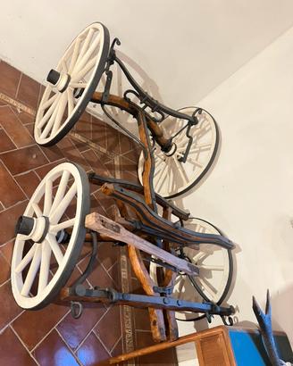 Carro antica restaurato perfetto