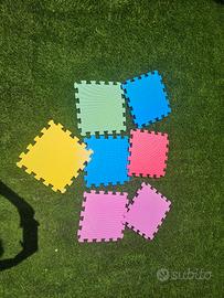 54 Tappeti Puzzle/Quadrottii in schiuma 