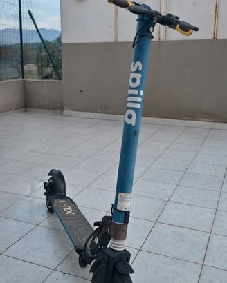 monopattino elettrico