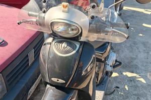 Aprilia Scarabeo 100