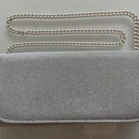 Pochette argento con tracolla