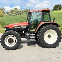 New Holland M 135 DT trattore gommato