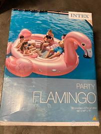 Fenicottero gonfiabile gigante