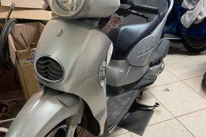 scarabeo 125 (pezzi di ricambio)