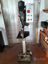 Graffatrice fili elettrici