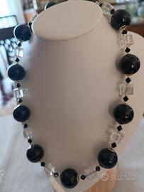 Collana con sfere di ceramica nere
