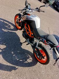 KTM DUKE 390
