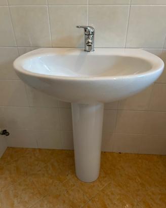 Sanitari sospesi wc bidet lavandino globo