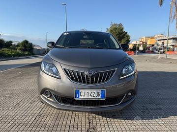 Lancia Ypsilon 1.0 FireFly 5 porte S&S Hybrid Gold