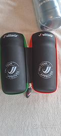 Borraccia portaoggetti Vittoria + omaggio 