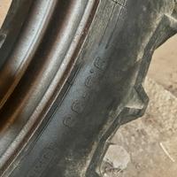 Gomme strette per trattore