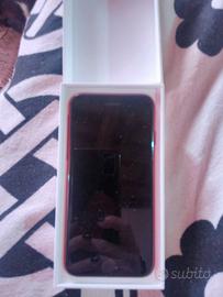 Iphone SE red
