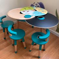 Tavolo MuTable con 3 sedie + accesori