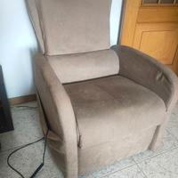 poltrona elettrica a motore con telecomando