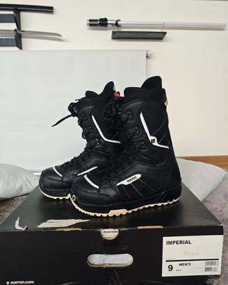 scarponi snowboard burton Invader 42 