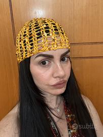 Cappello/ berretto uncinetto, cotone e paillettes