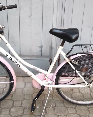 Bicicletta city bike bici 26  cestino