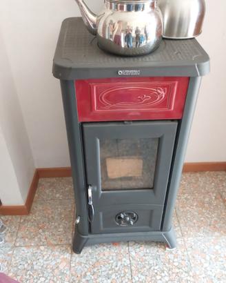 STUFA A LEGNA LA NORDICA GEMMA