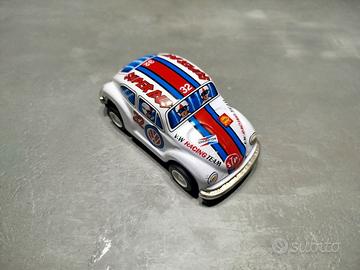 Maggiolino VW in latta