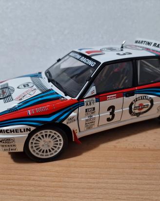 lancia delta rally 1 18 kyosho 