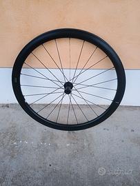 ruota anteriore Giant slr1 disk 