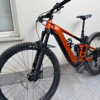 E-MTB GIANT TRANCE-X E+1 PRO 800Wh Taglia M, 29".