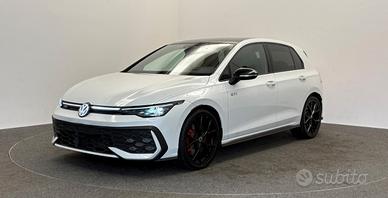 Volkswagen Golf GTI 8.5 265CV DSG Tetto 19 Matrix