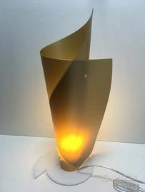 LINEA ZERO - Lampada tavolo moderna d.20 Vela oro