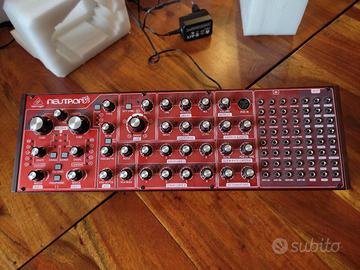 Behringer Neutron Synthesizer