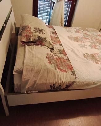 Letto matrimoniale Ikea