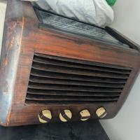 Radio d'epoca  a valvole Irradio