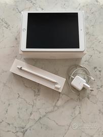 iPad 6a generazione WiFi 32GB + Apple Pencil