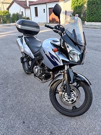 Suzuki V-Strom DL 650 k6