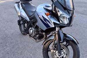 Suzuki V-Strom DL 650 k6