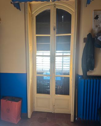 Finestre e Porte-finestre in legno con vetri