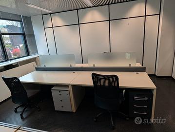 scrivanie con cassetti arredo ufficio