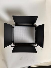 Lampada LED Neewer NL660 con valigetta di custodia