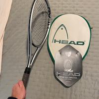 Head boom mp Arthur Ashe