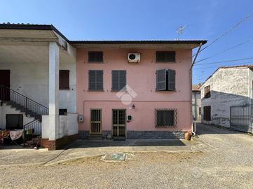 CASA DI CORTE A ARENA PO