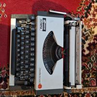 Macchina da scrivere Olympia anni 90